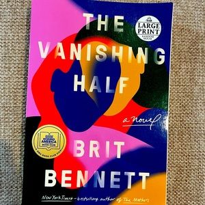 Paperback The Vanishing Half